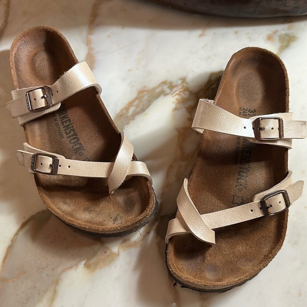 Size 37 Birkenstock sandals